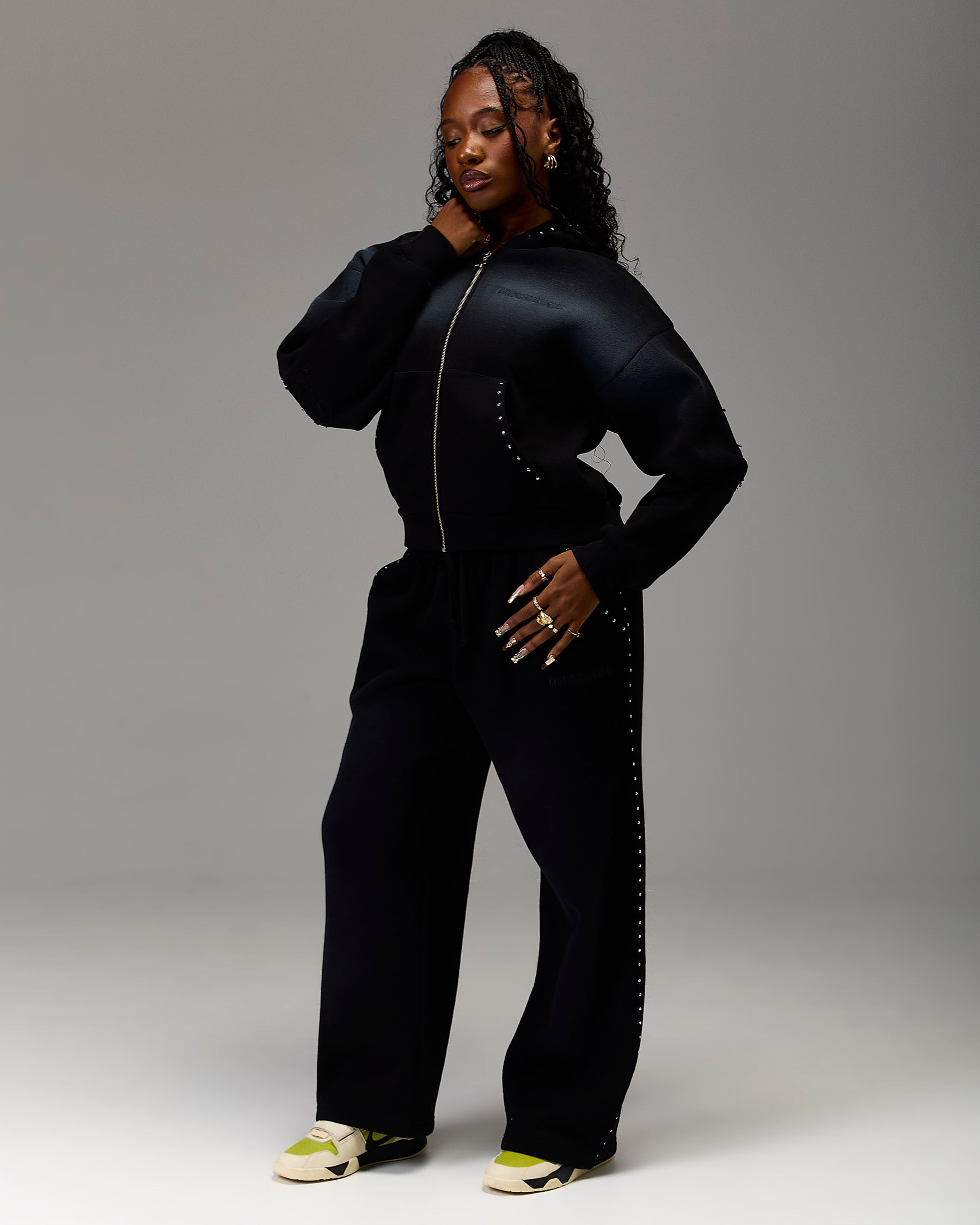 The Winner's Circle Aspen Wide Leg Joggers - Black