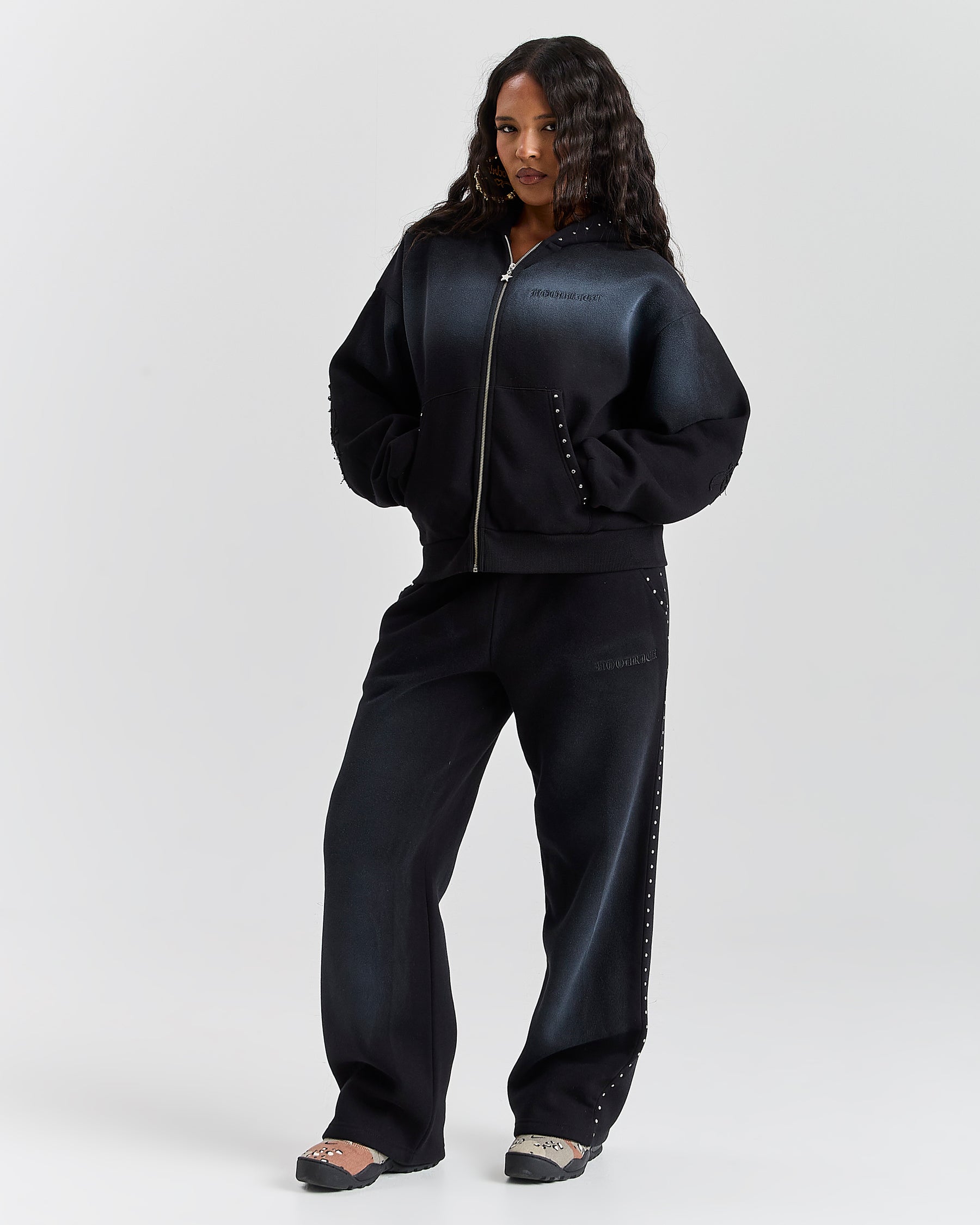 The Winner's Circle Aspen Wide Leg Joggers - Black