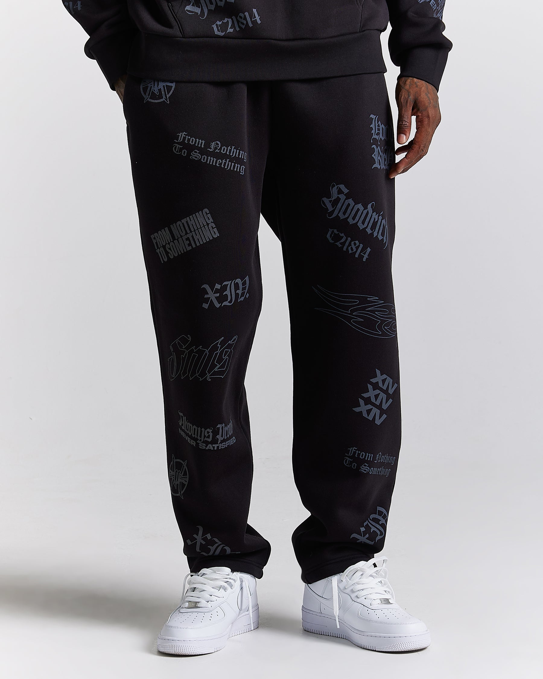 Chroma Oversized Joggers - Black