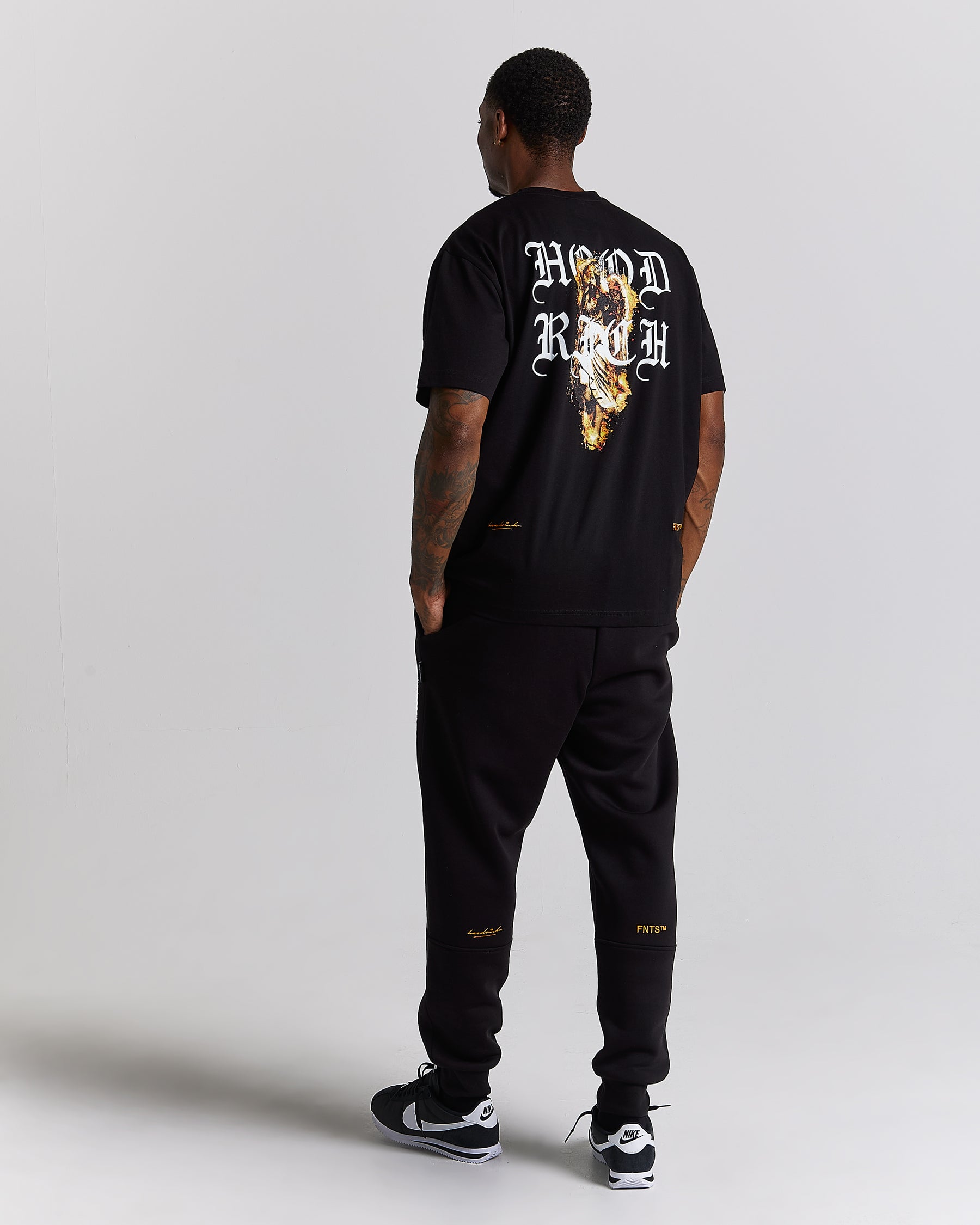 Vici T-Shirt - Black/White/Orange