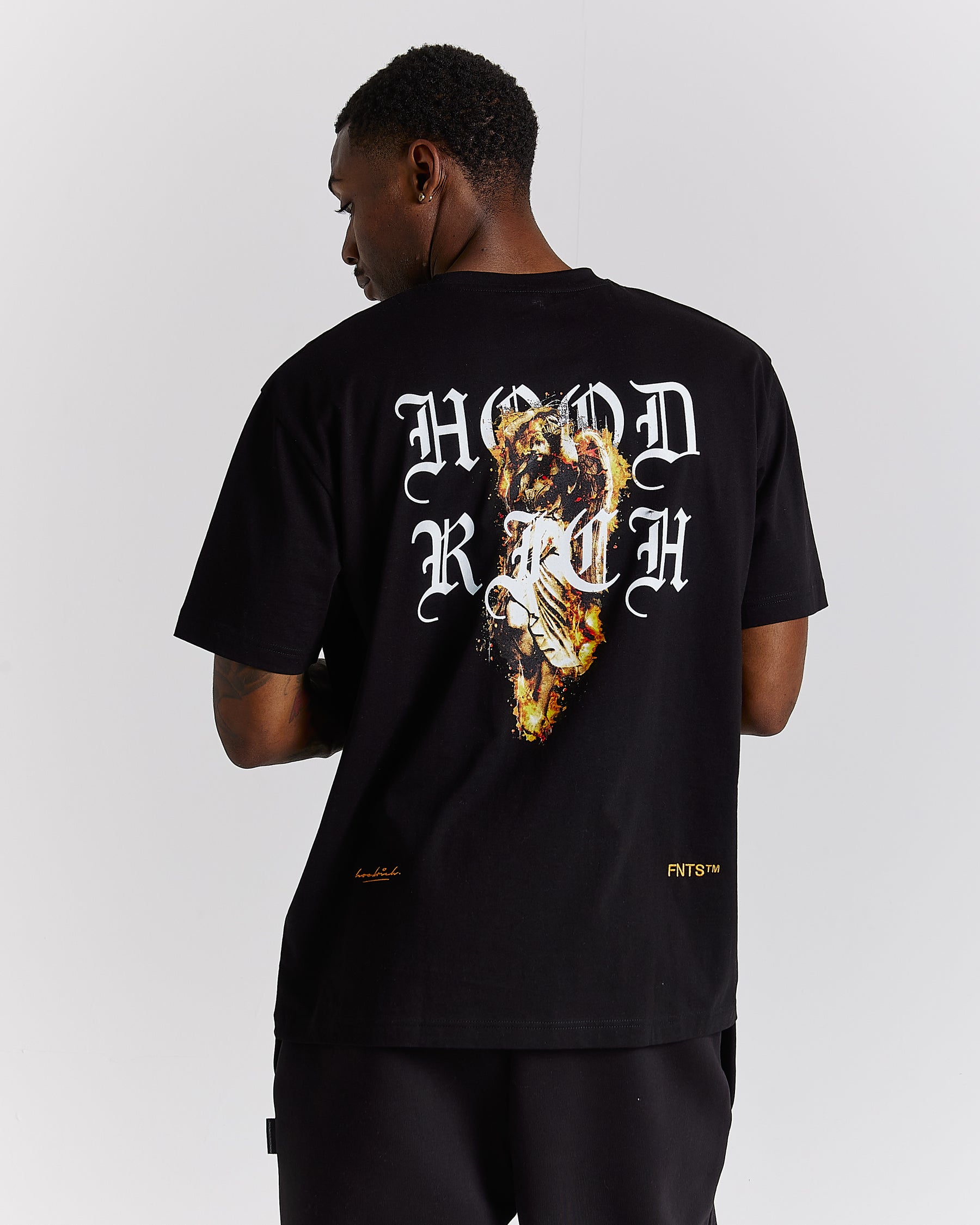 Vici T-Shirt - Black/White/Orange