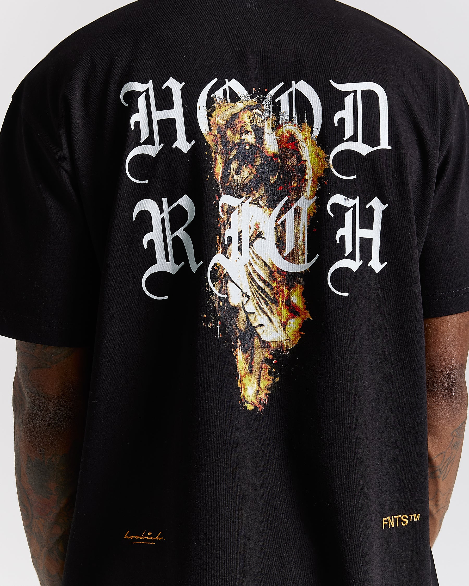 Vici T-Shirt - Black/White/Orange