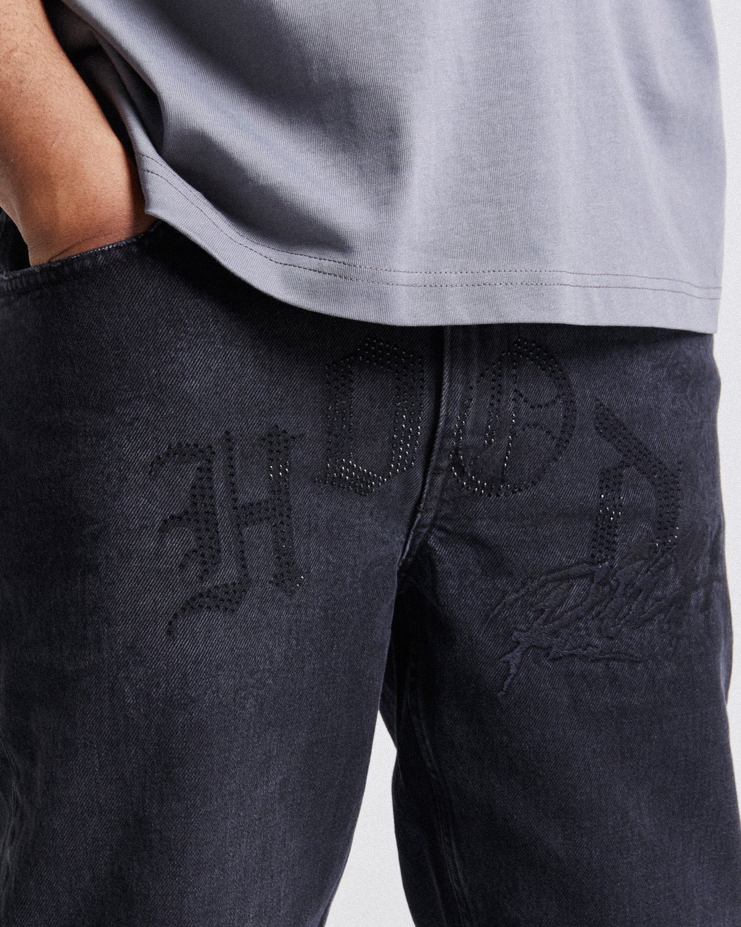 Iron Denim Jeans - Washed Black