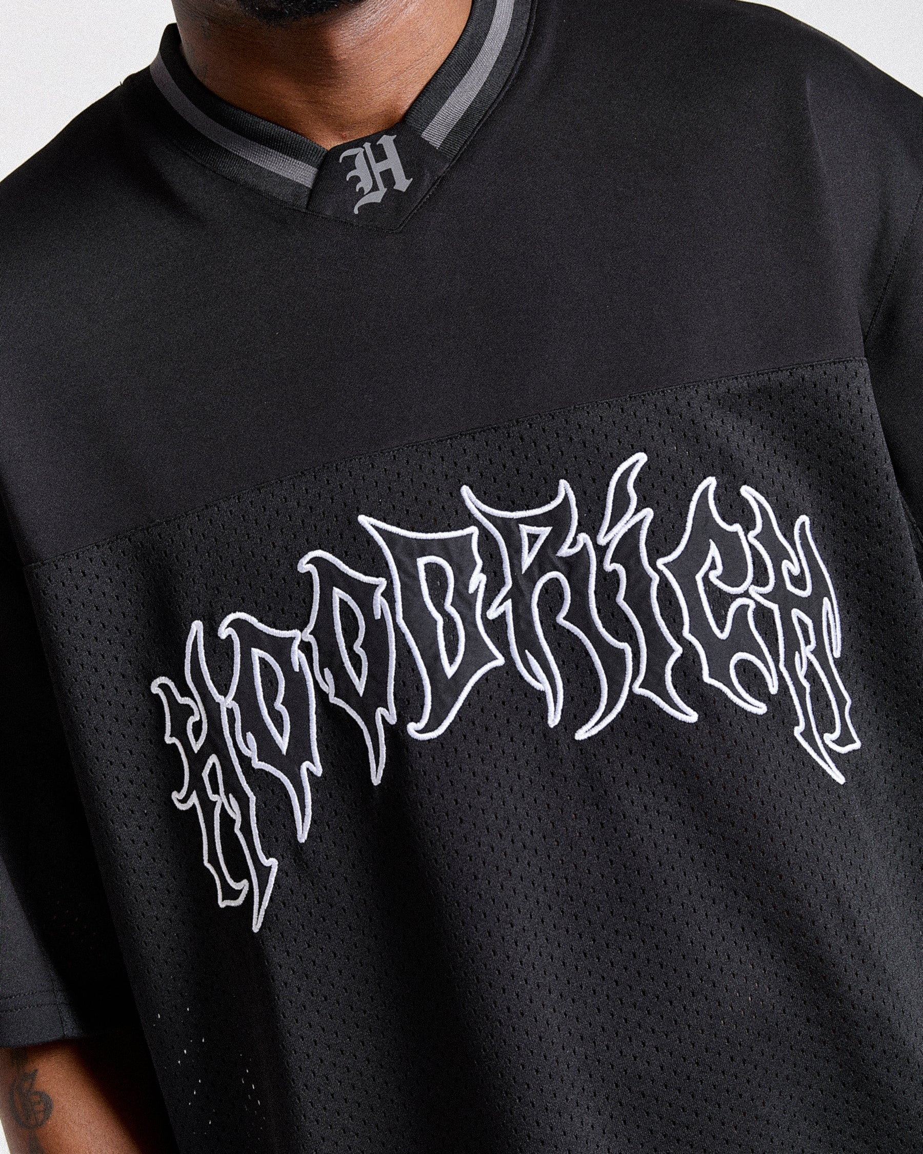 Spectral Oversized Mesh Jersey - Black/White