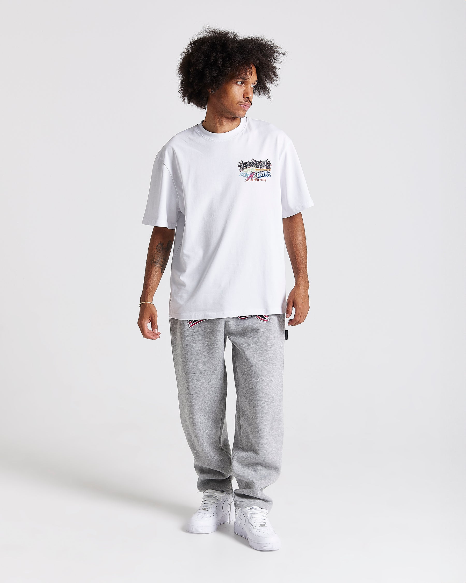 Graff Rave Oversized T-Shirt - White/Grey/Pink