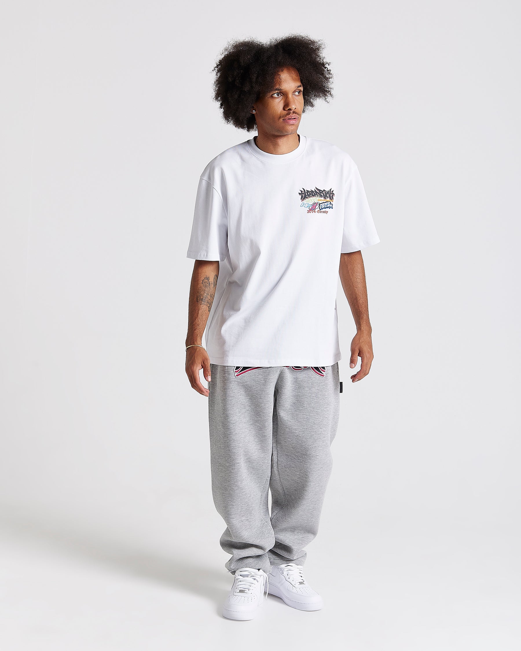 Graff Rave Oversized T-Shirt - White/Grey/Pink