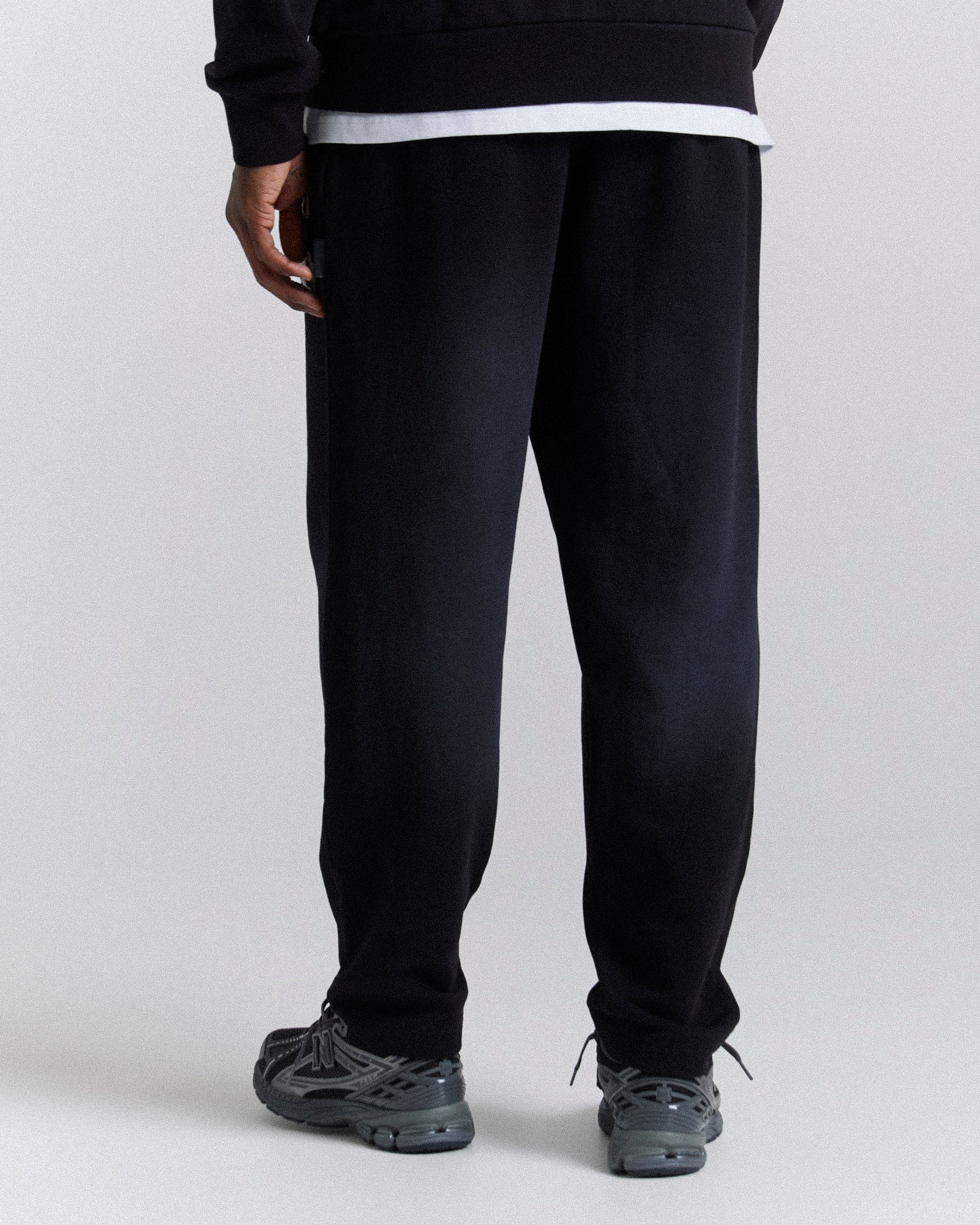 Ash Oversized Jogger - Black/Grey