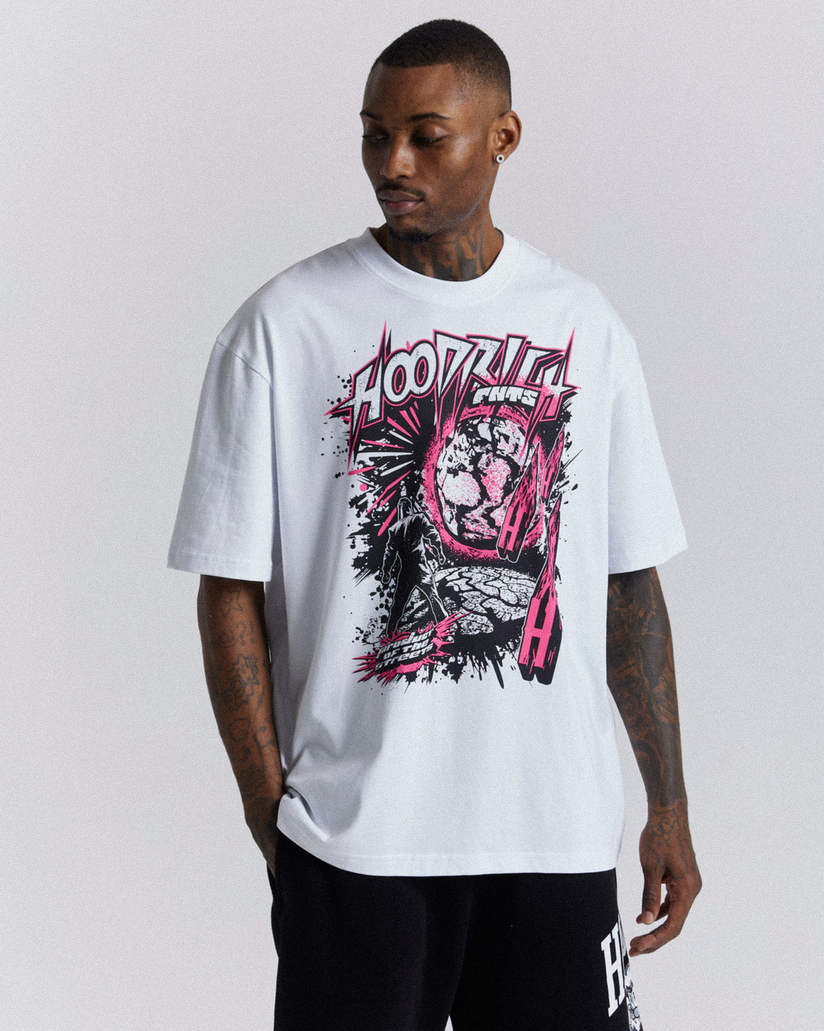 Universe Oversized T-Shirt - White/Black/Pink