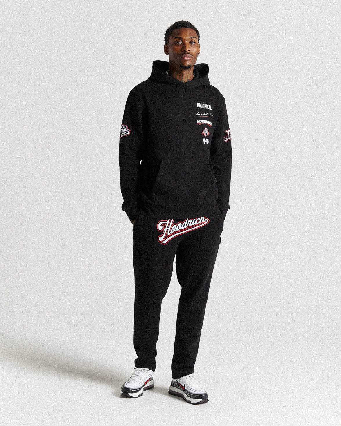 Stadium Jogger - Black/White/Red