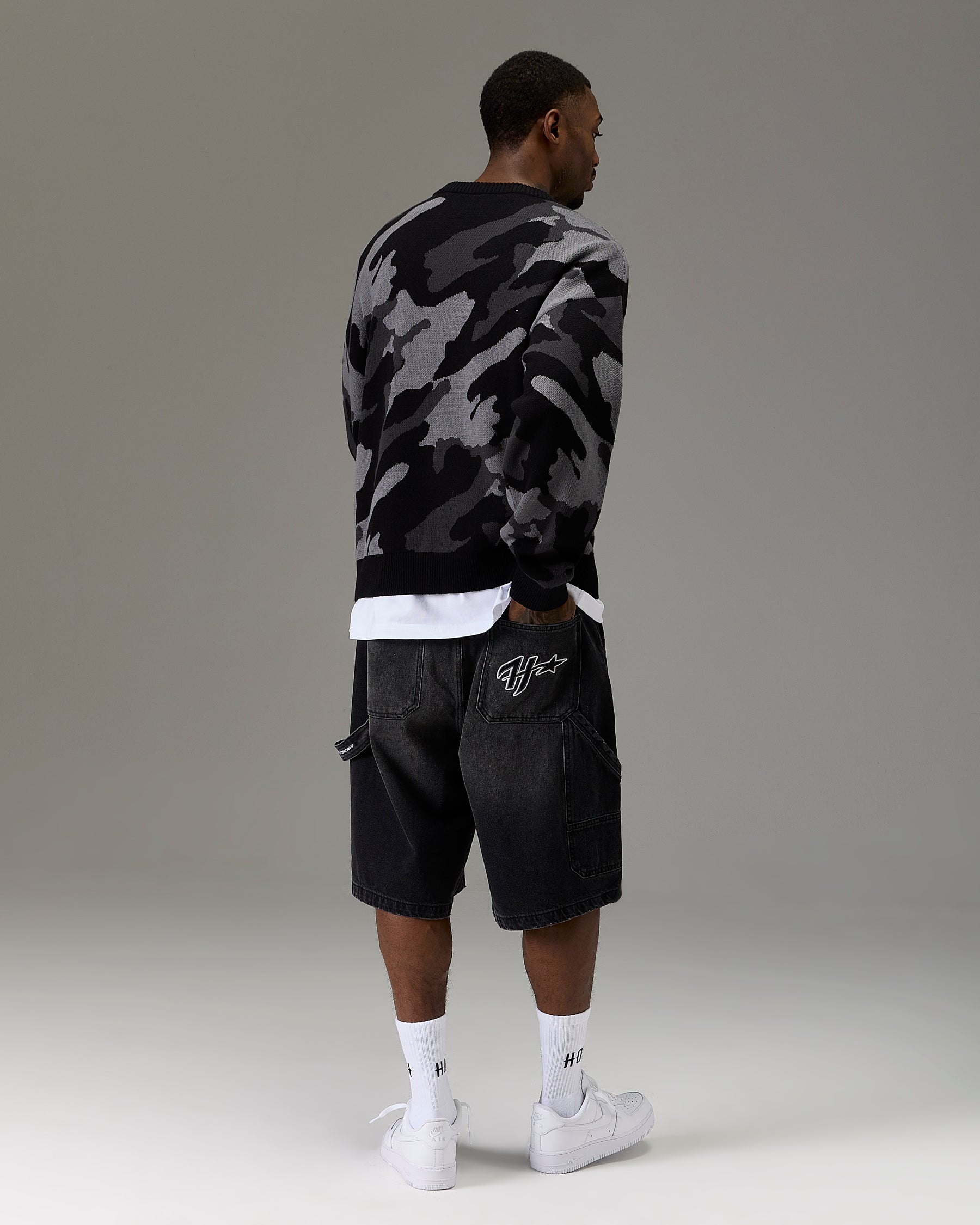 The Winner's Circle Knitwear Sweater - Black/Camo