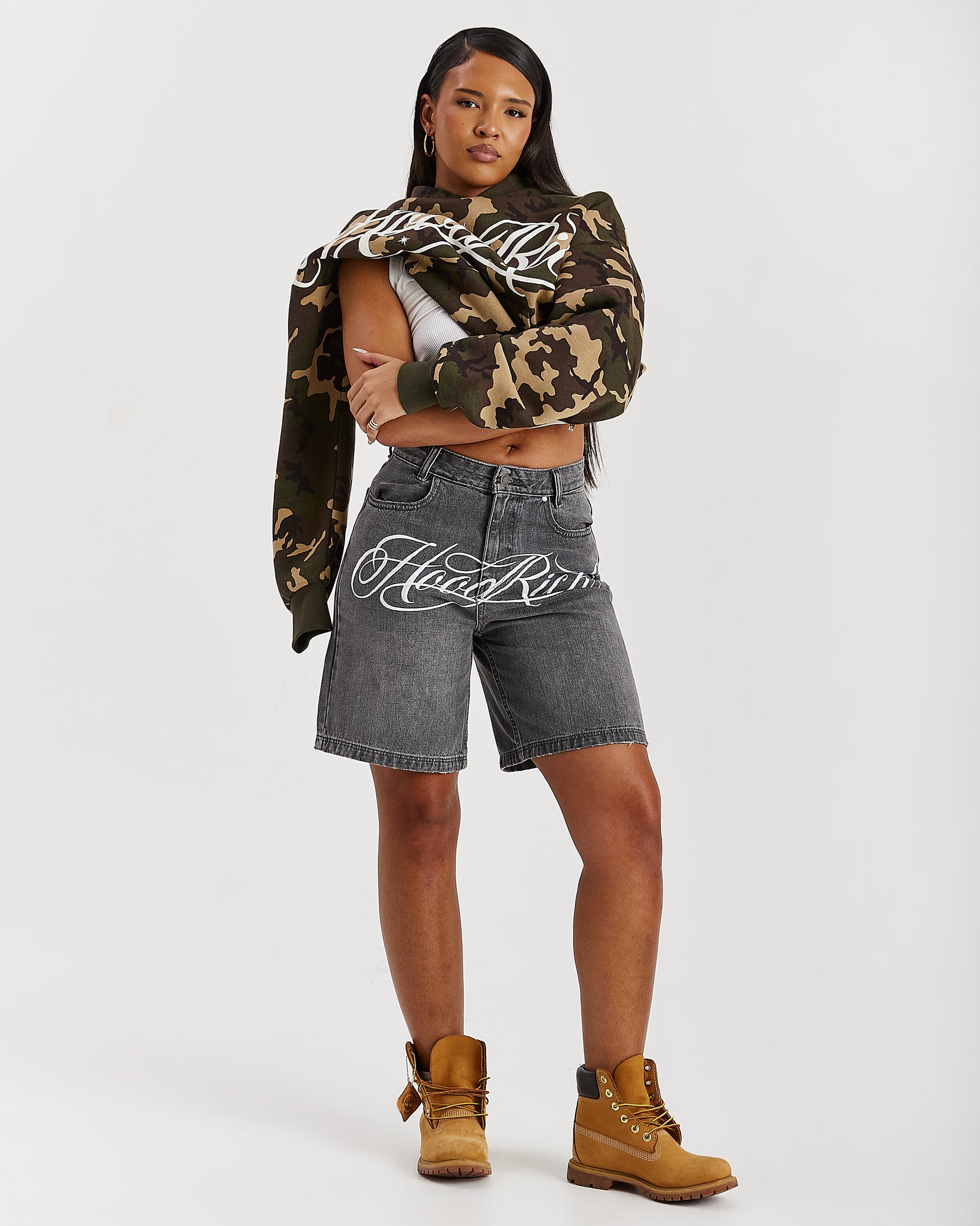 Solace Denim Jort - Washed Grey