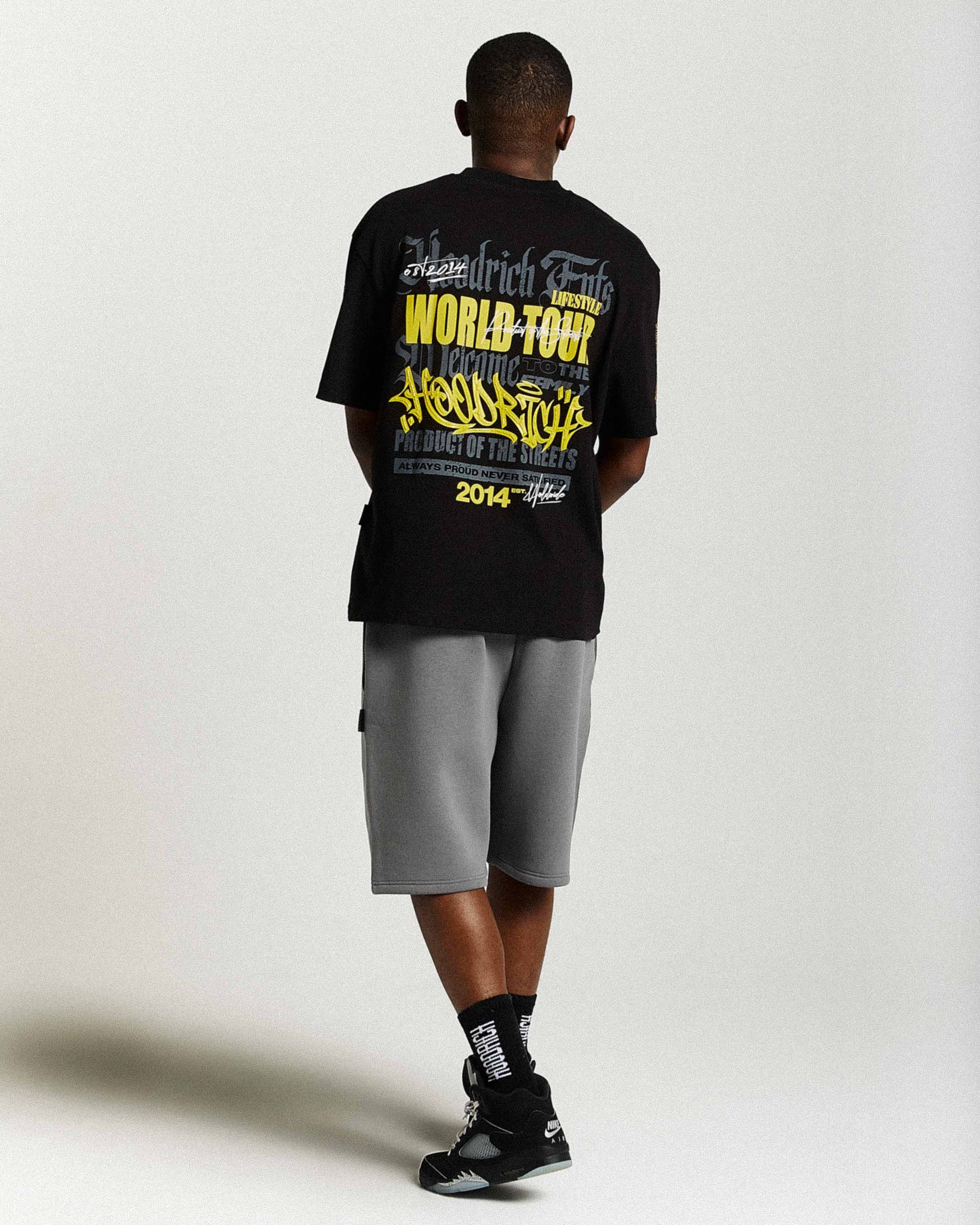 Stamp Tour Oversized T-Shirt - Black/Grey/Yellow