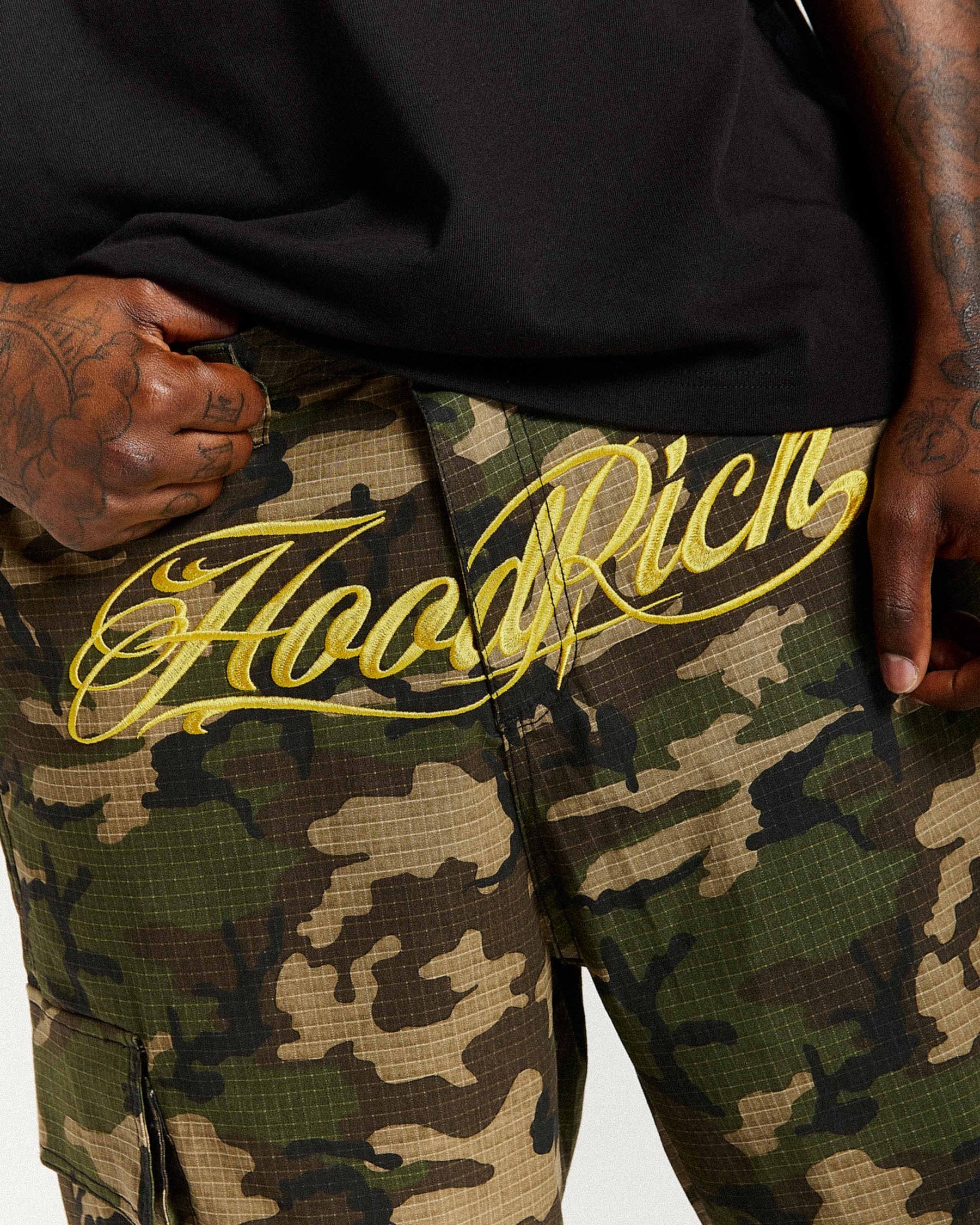 Dustral Cargo Shorts - Camo/Yellow