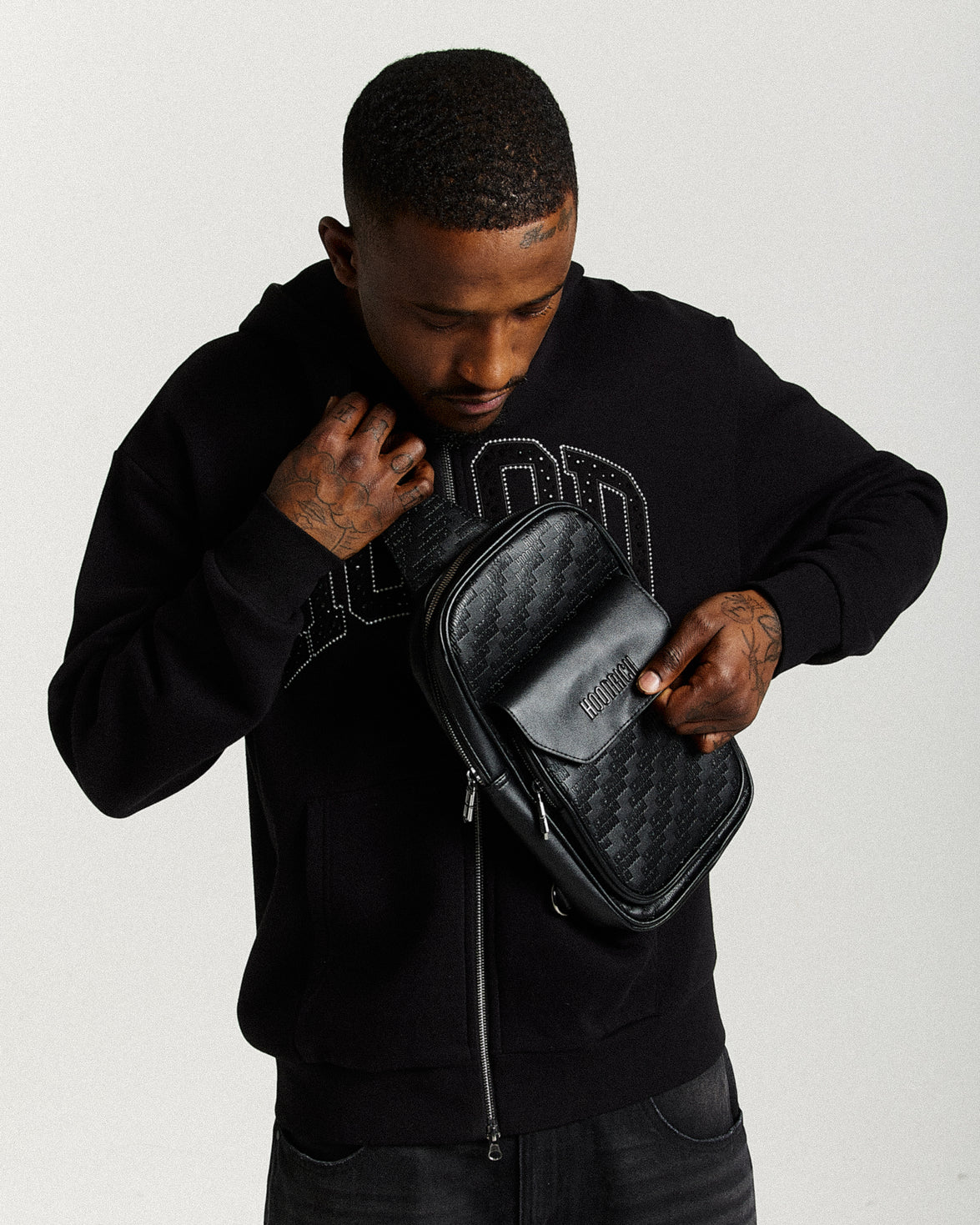 Carbon Sling Bag - Black