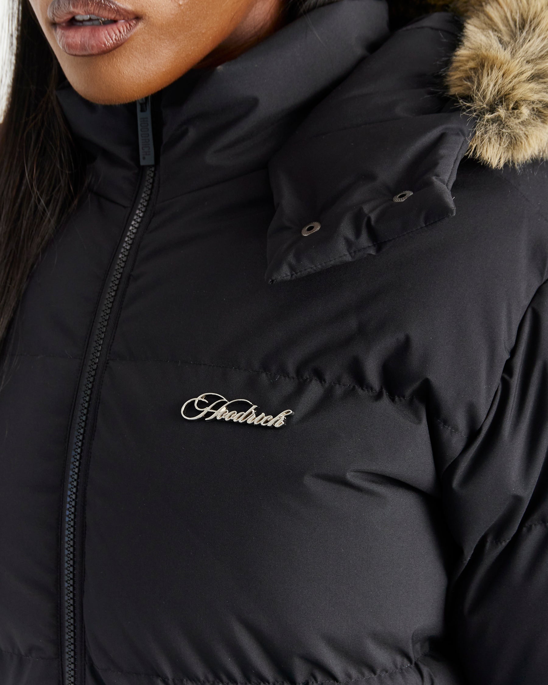 Script Hugo Longline Puffer - Black/Silver/Fur