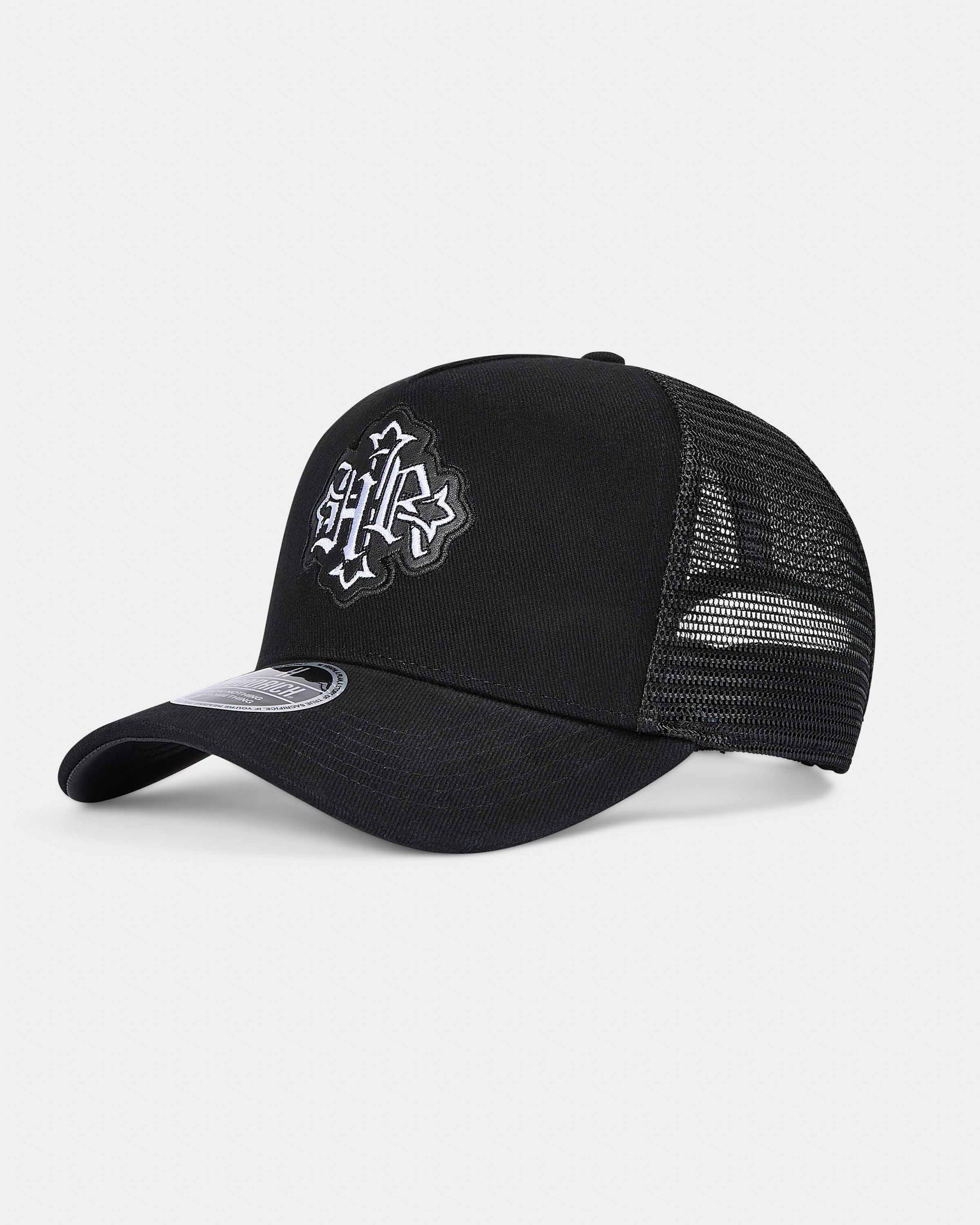 Virtux 5 Panel Trucker Cap - Black/White